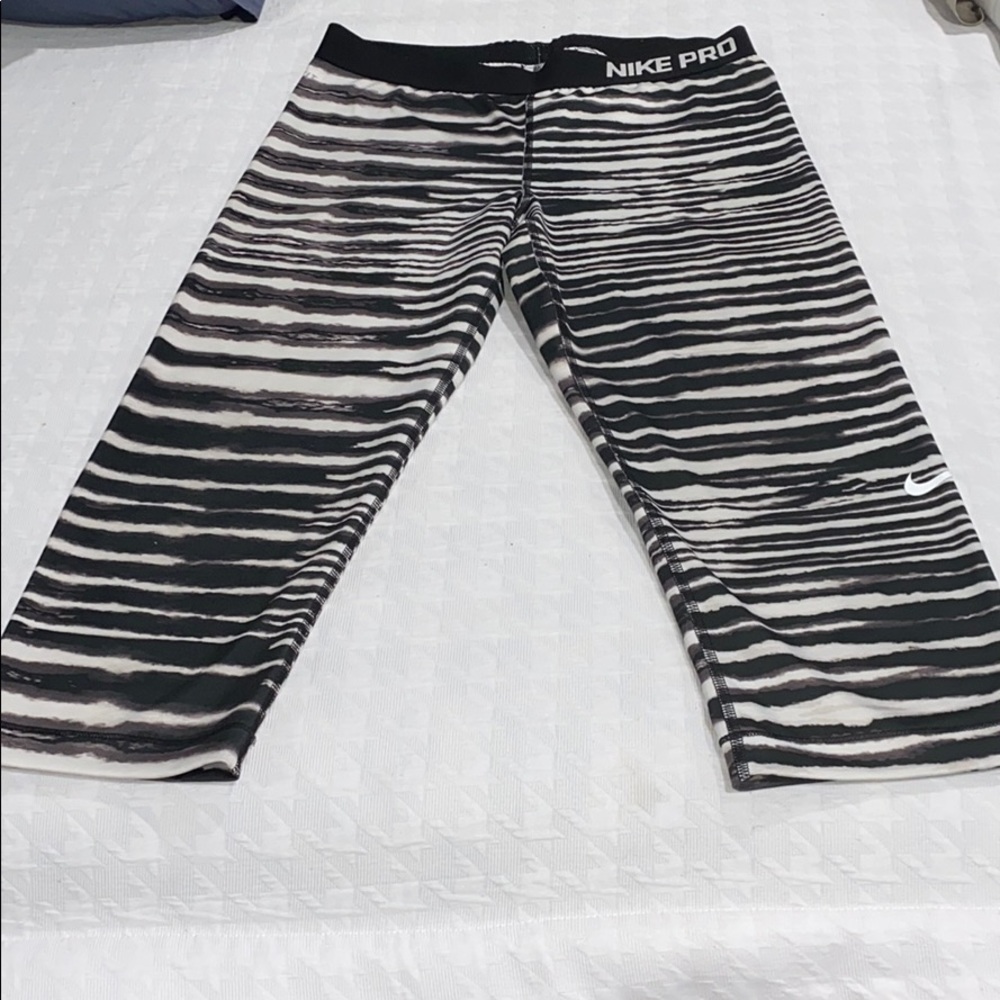 Workout capris Nike Pro